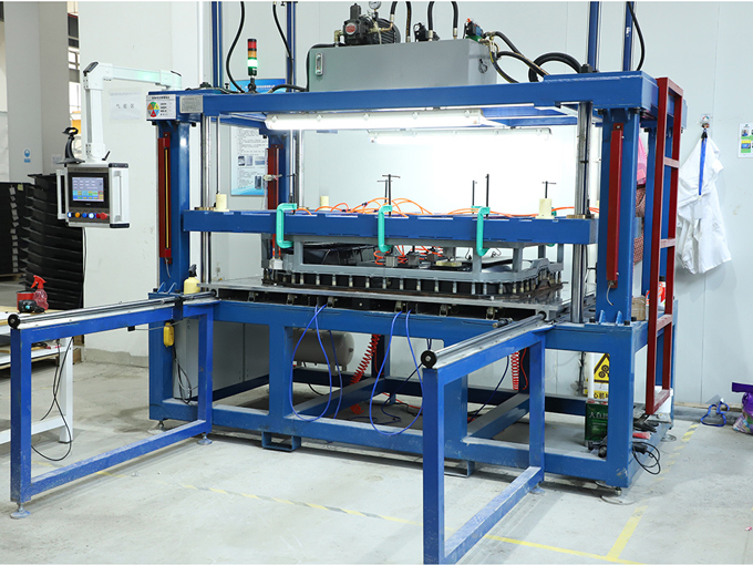 Machines for manufacturing smc products